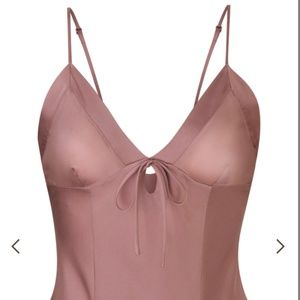 SKIMS Silk Teddy Rose (XS)